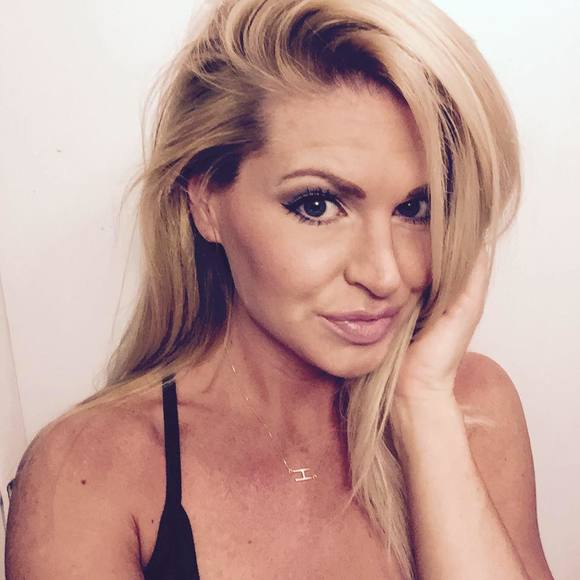 Meet your Posher, Heidi - Picture 1 of 1